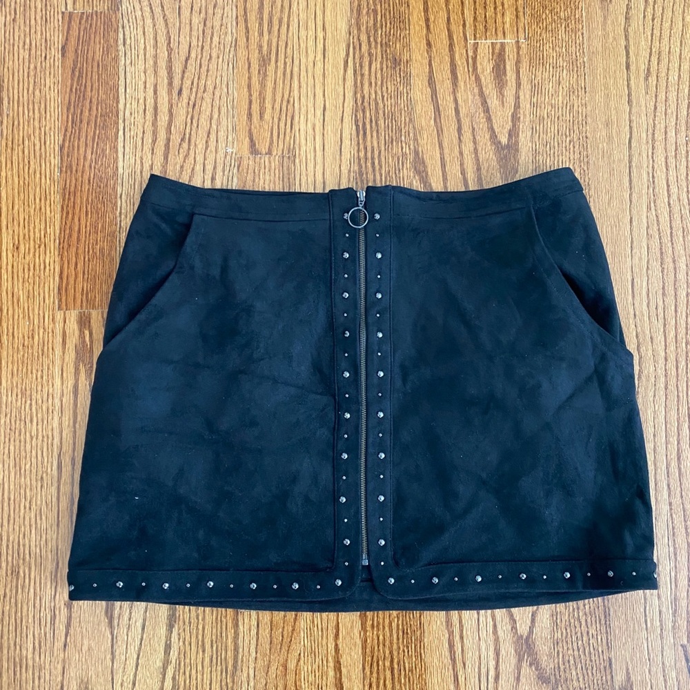 American Eagle black suede skirt